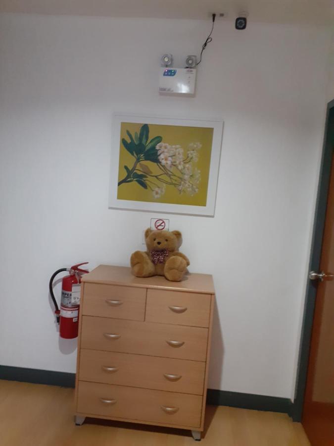 בנגקוק Baansu Hostel מראה חיצוני תמונה