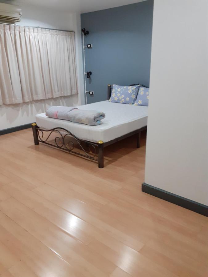בנגקוק Baansu Hostel מראה חיצוני תמונה